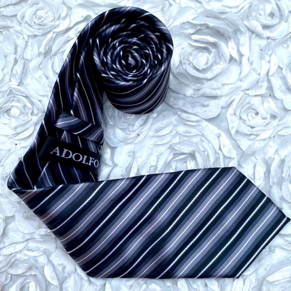 New Adolfo mens striped tie
